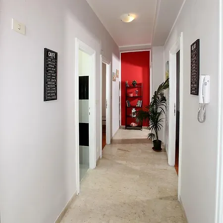 Apartment Alice Rom